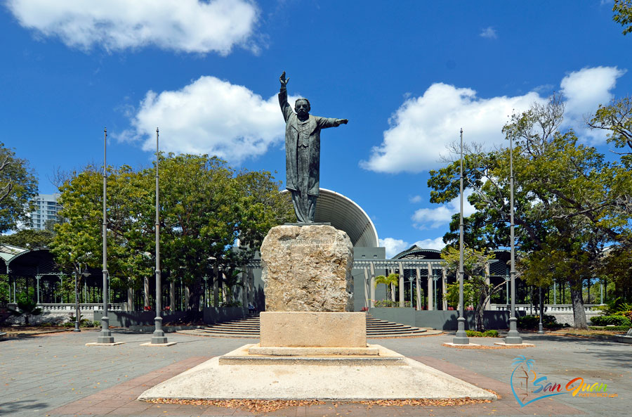 Luis Munoz Rivera Park Statue in San Juan