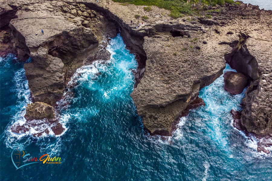 Cueva del Indio - Best Places / Attractions to Visit in Puerto Rico
