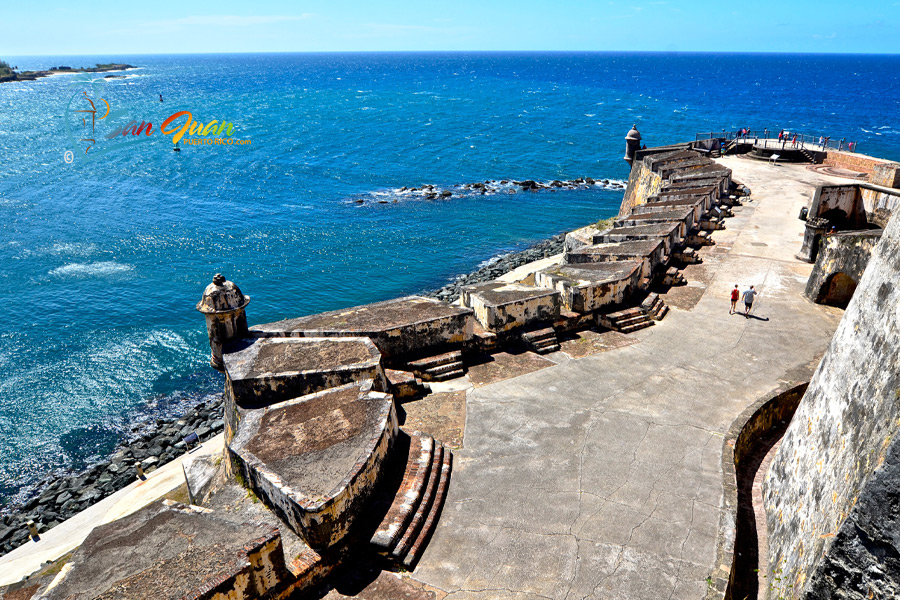 Castillo San Felipe del Morro - Best places and attractions to visit in San Juan Puerto Rico 